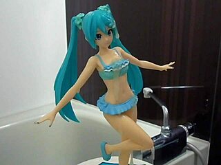Figure Drowned in Bukkake Loads