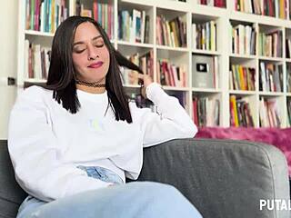 Young Venezuelan Alice Biancci gulps Torbe's load in hot interview