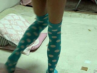 Slender Japanese Rika Miama Fingers Dildo Webcam Solo