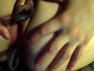 i'm using my vibrator and squirting everywhere homemade