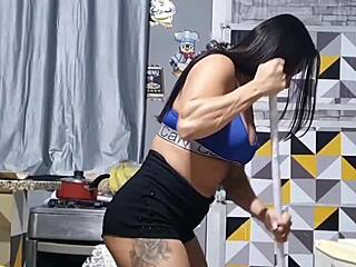 fetiche de transar na cozinha gets wild with big cock creampie