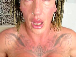 The doctor hypnotizes me without realizing and forces me to oil up before dildoing my pussy hard in hospital