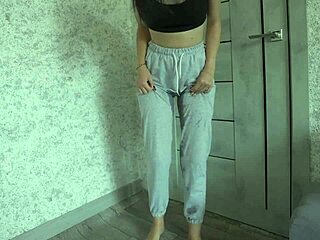 omg this petite teen's wet shaved pussy is bursting to pee 😩💦