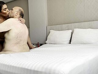 whoa latina's huge tits and fat ass bounce fucking that big fat guy 🍑💦