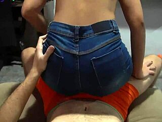 i made my tanned latina cum in her shorts n panties dancin sensual foreplay haha 😜