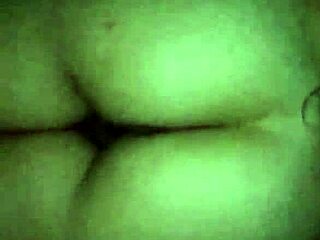 Loren's Teasing Lips Drive Me Wild in Florida