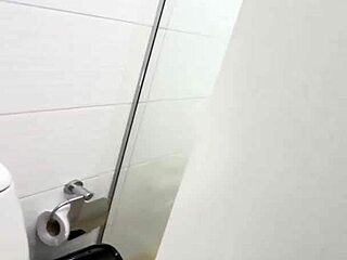 i won't tell dad if you fuck me stepbro 😈 spanking my latina ass in shower...