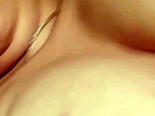 Aurora's teasing video call to hunter