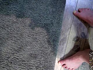 Hey shooting star and savanna stars wanna feel raw fingering muff diving cunilingus big ass lesbian pickup oral pleasure?