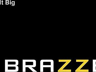 luna star and ryan reid get wild poolside with brazilian heat