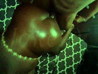 damn ebony bbw squirts wild on bbc 💦🔥