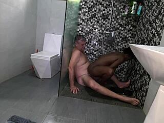 morning shower cum then pussy eating starts right??