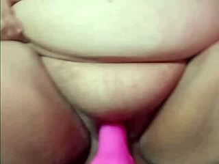 jhonny bravo pounds slutty step mommy's fat pussy with pink vibrator till jizz