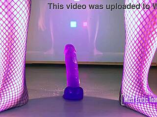 i'm pushin' my pussy on this dildo til i squirt bad...