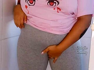 Curvy ebony bbw soaks leggings in hot pee stream solo tease