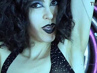 Rebecca Diamante's Silky Armpits Ignite Deep Fetish Longing and Domination Thrill
