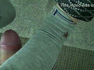 Sexy Teen Footjob Shana Drives Me Wild With Lust