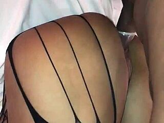 whoa that huge black cock pounds hotwife while she jerks cuck hubby 😈💦