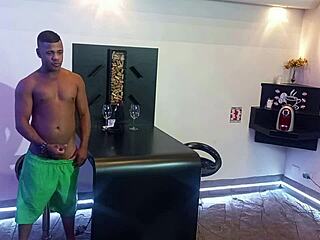 suzie slut em em meu amante bruninho bombom me levou para o motel