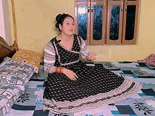 Babe Talks About Mother Fuck For Extra Pleasure