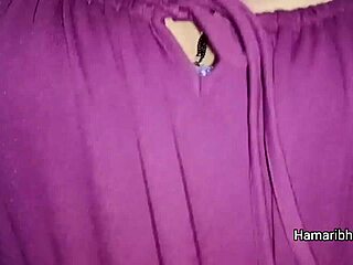 Indian desi girlfriend rides thick cock hard