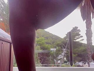 monika fox masturbates and squirts free