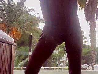 monika fox masturbates and squirts free