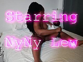 Will this big booty ebony baddie squirt all over his bbc?