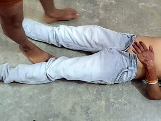 Want To See Hot Indian Girlfriend Softcore Sex Now