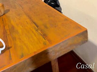 ruiva safada took off condom for creampie load inside