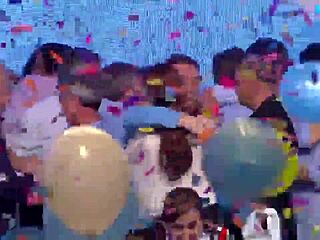Nada de porno solo macri bailando clasico argentinos