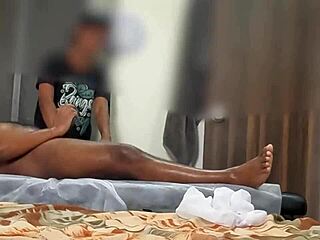 dick flashing to massage lady in thailand