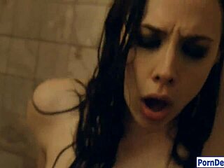 Busty woman chanel preston screwed hard in bath