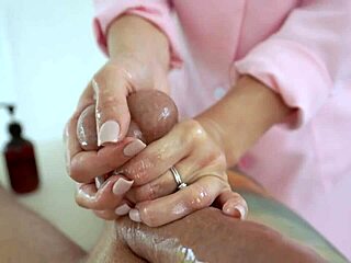 m masseuse in the salon gives the best oil handjob to a client with a huge dick