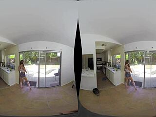 Babysitter Carolina Sweets Gives Bonus