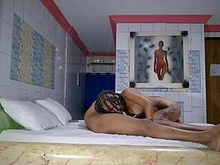 Fez 18 anos fazendo primeiro porno pro net