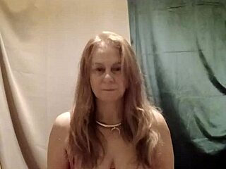 kimber kay blows big dick through gloryhole wall