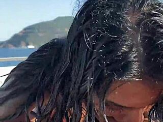 sexo en barco me llevo al centro del mar and he cums in my ass