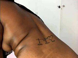 I get my pussy dripping wet