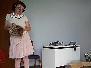 Office Secretary Shows Pussy Without Panties