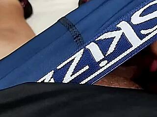melhores punhetas gozando do meu pequeno pau com fimose e a masturbada da minha ex novinha teen 18+ que goza gostoso na sua deliciosa buceta e grandes peitos - parte 3