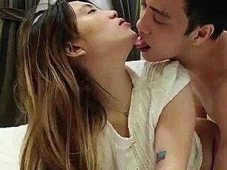 Wild fuck with hot pinay milf in missionary