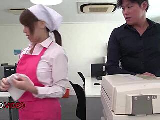 Asian office lady chihiro akino delivers hardcore blowjob for creampie fantasy