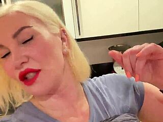 sophie james sweat fetish lick me clean every inch
