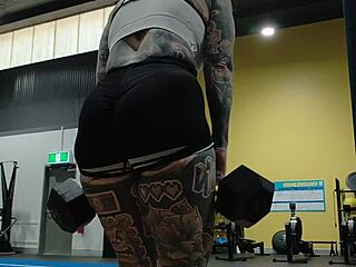 Booty At The Gym Hot Milf Ass