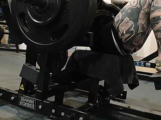 Booty At The Gym Hot Milf Ass
