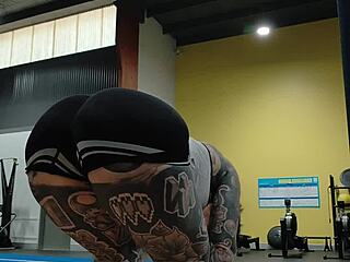 Booty At The Gym Hot Milf Ass