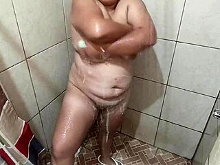 Girl Takes Shower And Gets Recorded Outdoors