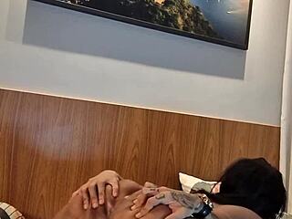 namorada infiel trai o marido corno com o melhor amigo