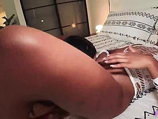 violet myers gets on jenna foxx for a wild tribbing session